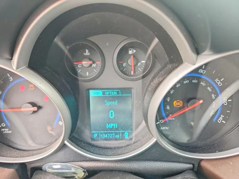 2015 CHEVROLET CRUZE LT  