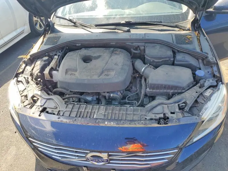 2016 VOLVO S60   