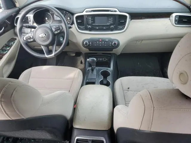 2017 KIA SORENTO LX  