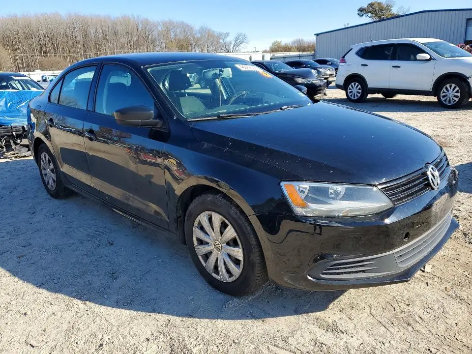 2014 VOLKSWAGEN JETTA BASE  
