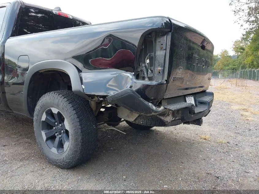 2019 RAM 1500 REBEL  4X4 6'4 BOX