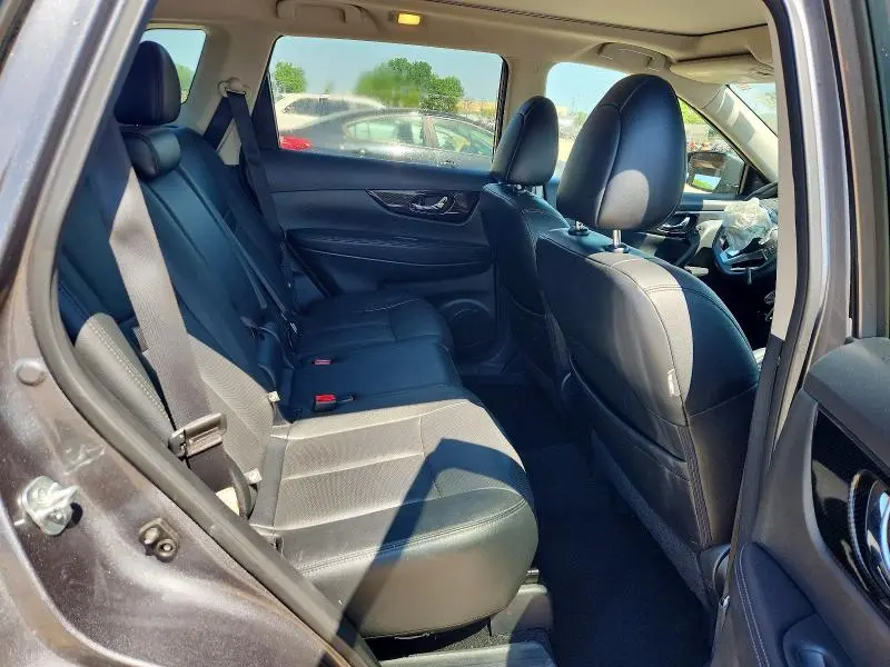 2017 NISSAN ROGUE SL  