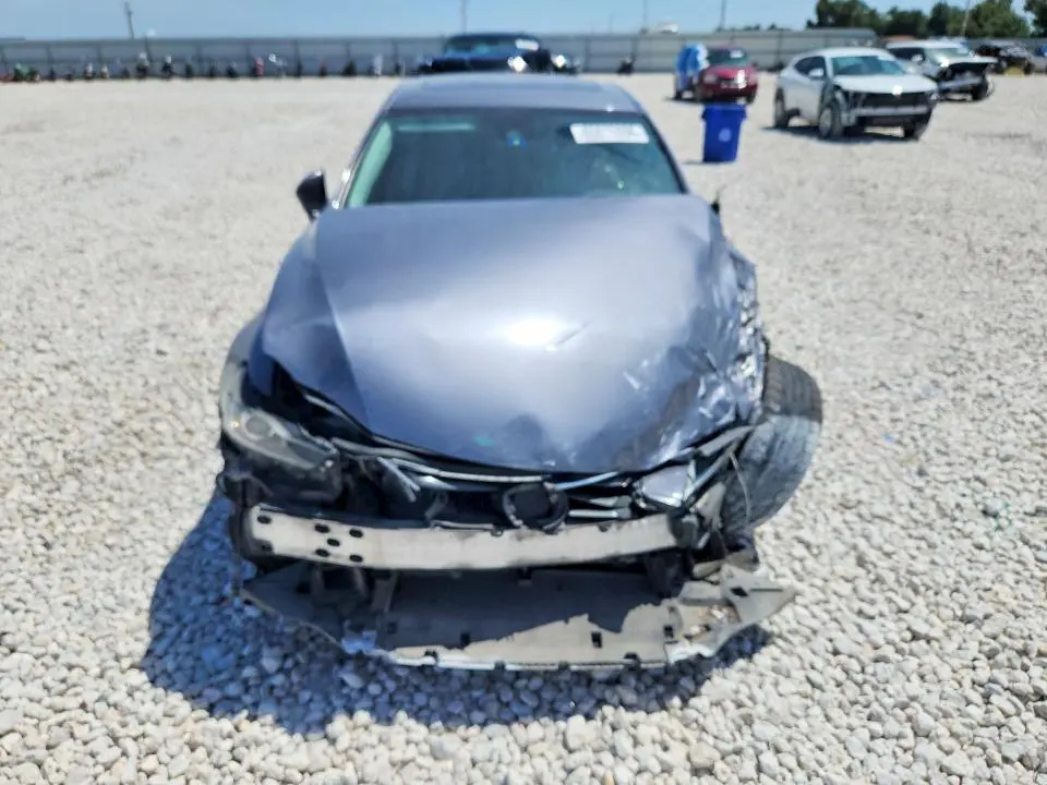 2017 LEXUS IS 200T  