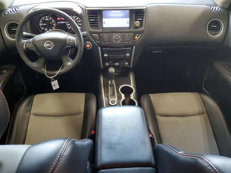 2019 NISSAN PATHFINDER SV  