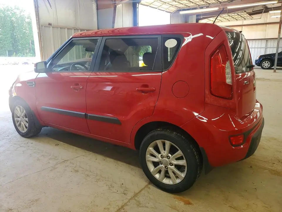 2013 KIA SOUL +  