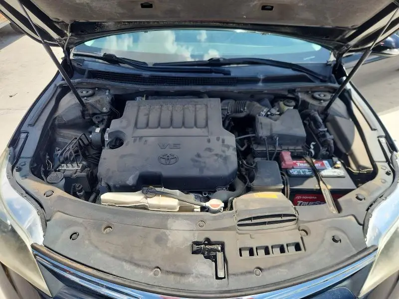 2016 TOYOTA AVALON XLE  