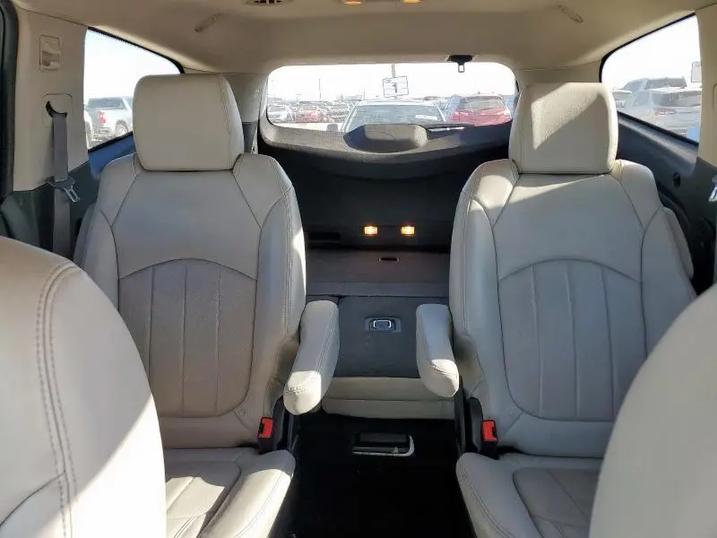 2012 CHEVROLET TRAVERSE LTZ  