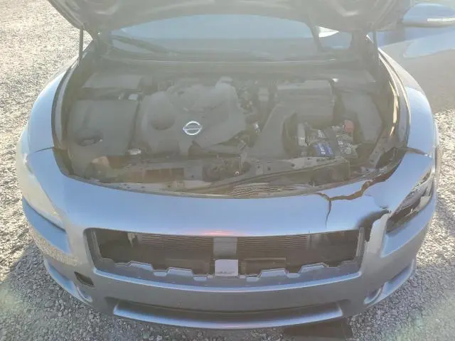 2011 NISSAN MAXIMA S  