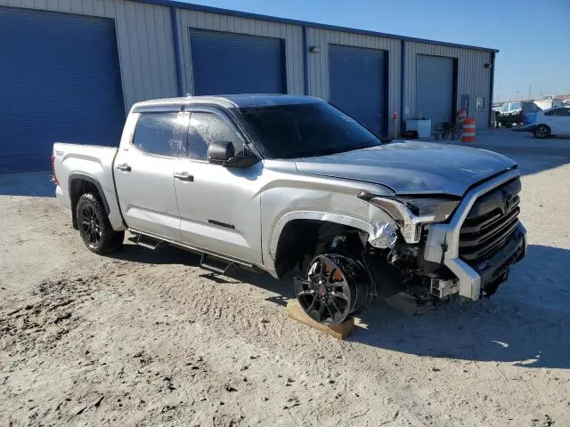 2023 TOYOTA TUNDRA CREWMAX SR  