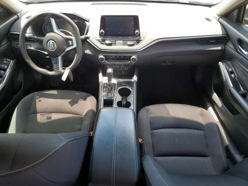 2021 NISSAN ALTIMA SV  