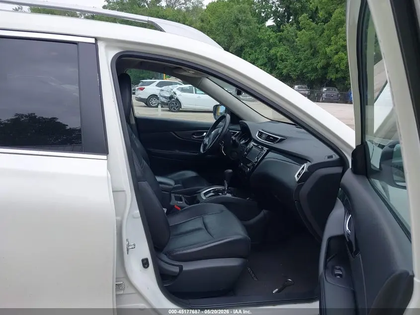 2015 NISSAN ROGUE SL