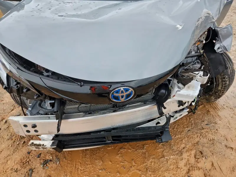 2025 TOYOTA SIENNA XSE  