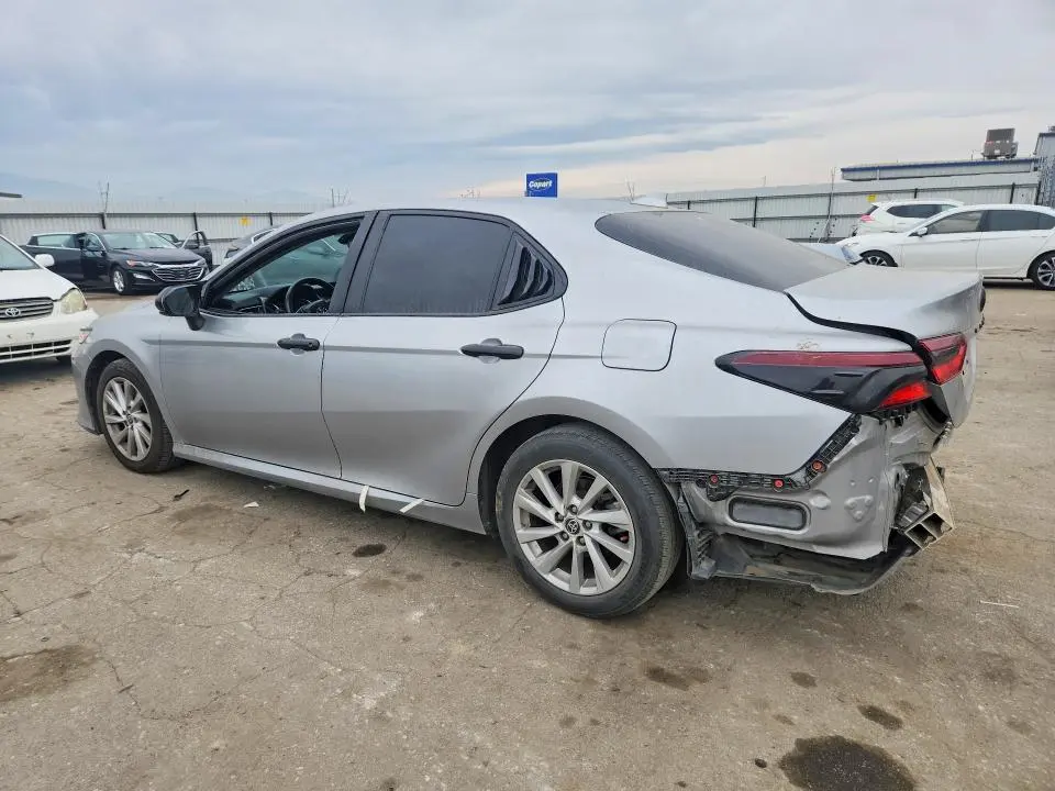 2021 TOYOTA CAMRY LE  