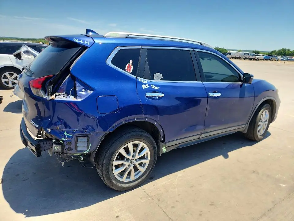 2017 NISSAN ROGUE SV  