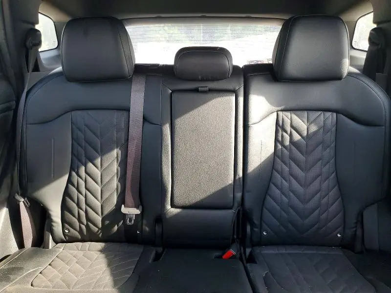 2024 KIA SPORTAGE X LINE  