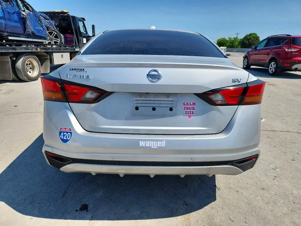 2021 NISSAN ALTIMA SV  
