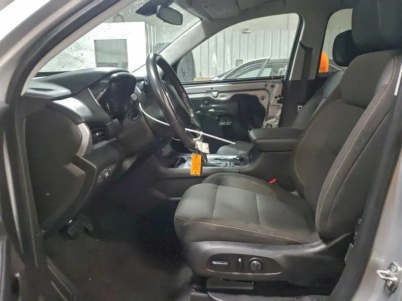 2019 CHEVROLET TRAVERSE LT  