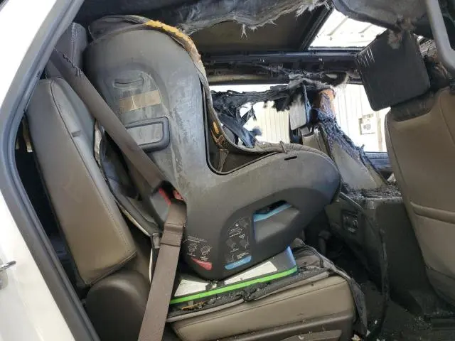 2024 CHEVROLET TAHOE C1500 LT  