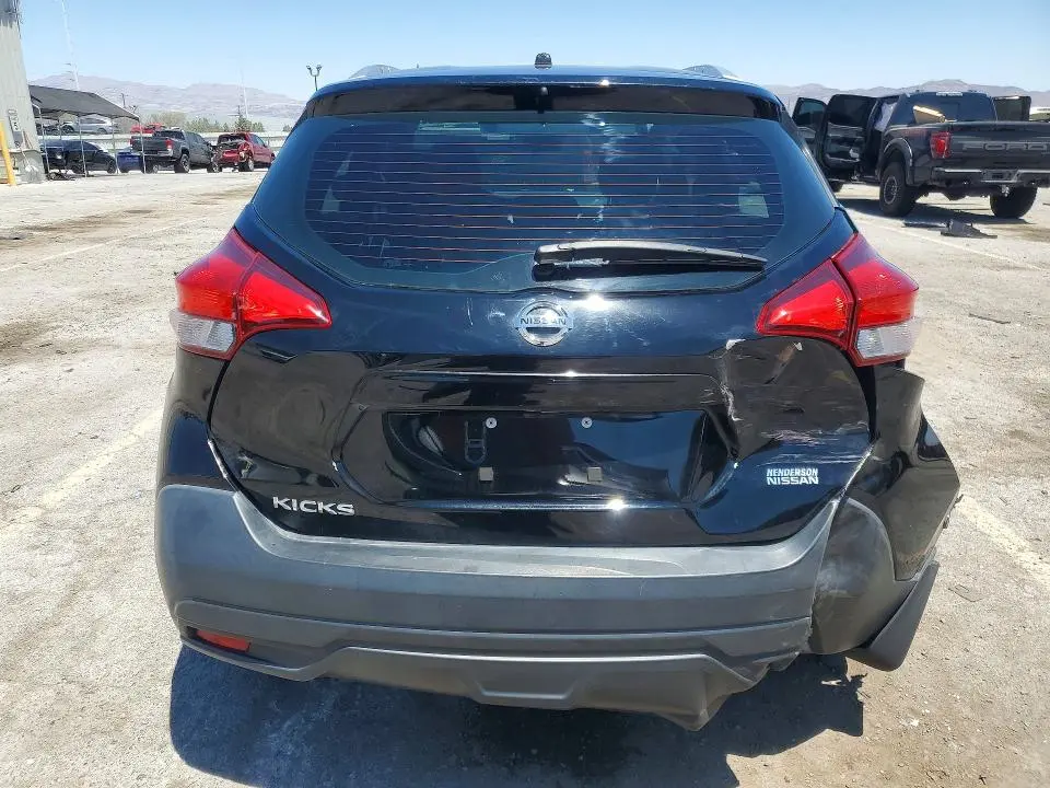 2019 NISSAN KICKS S  