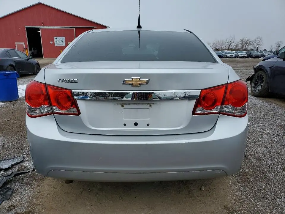 2012 CHEVROLET CRUZE LS  