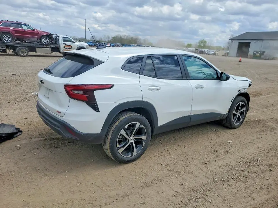 2024 CHEVROLET TRAX 1RS  