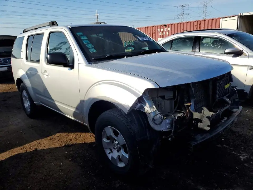 2012 NISSAN PATHFINDER S  