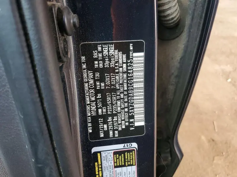 2012 HYUNDAI SANTA FE GLS  