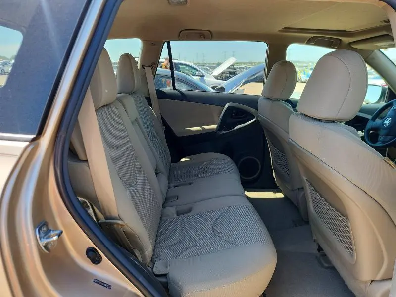 2012 TOYOTA RAV4 BASE  