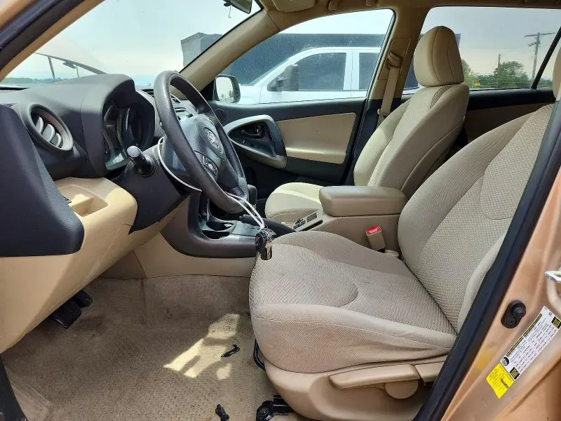 2012 TOYOTA RAV4 BASE  