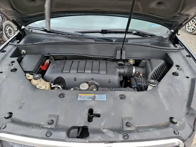 2013 GMC ACADIA SLT-1  