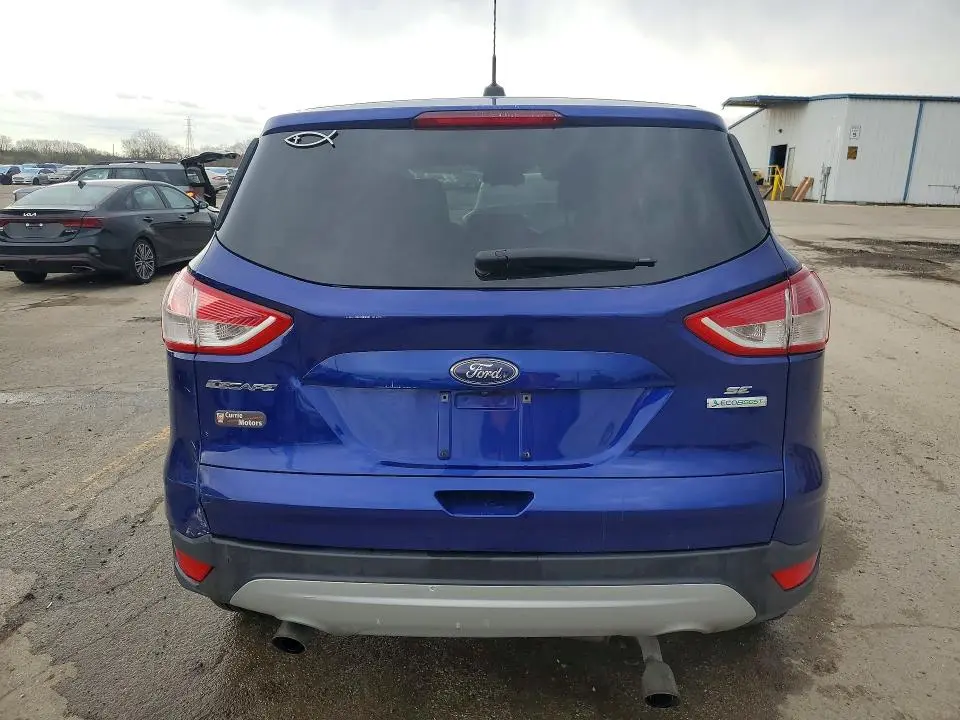 2016 FORD ESCAPE SE  