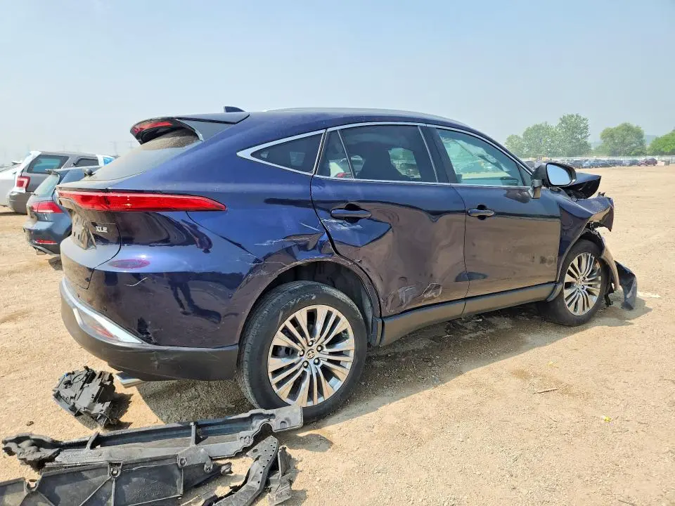 2023 TOYOTA VENZA XLE  