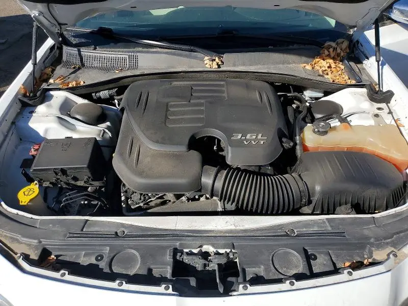 2018 CHRYSLER 300 LIMITED  