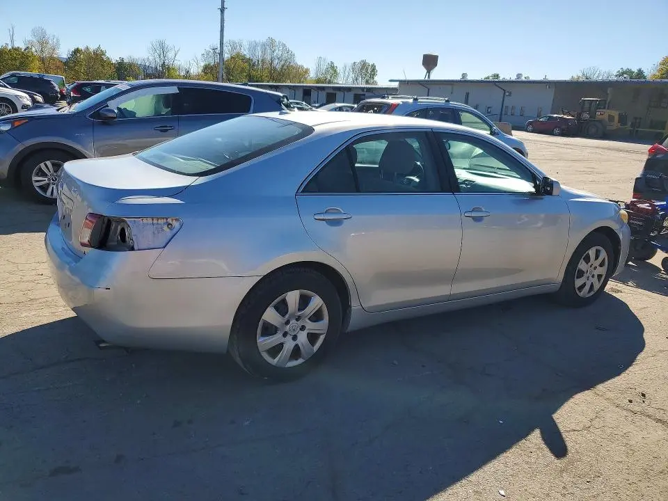 2010 TOYOTA CAMRY LE  