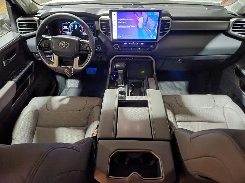 2024 TOYOTA SEQUOIA SR5  