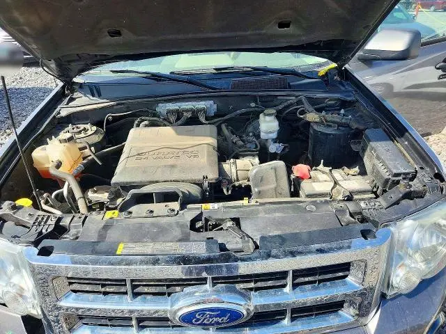 2011 FORD ESCAPE XLT  