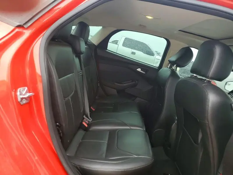 2016 FORD FOCUS SE  
