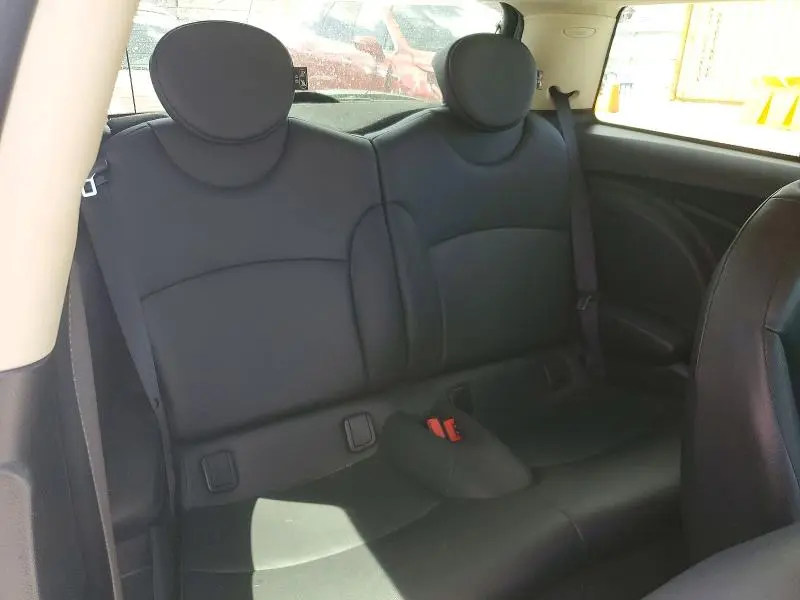 2012 MINI COOPER   