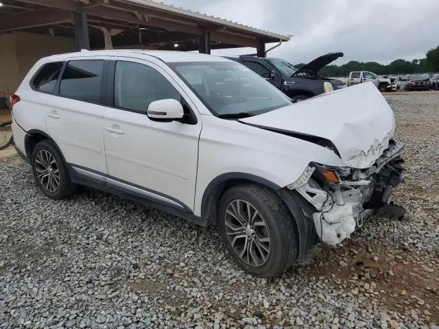 2017 MITSUBISHI OUTLANDER SE  