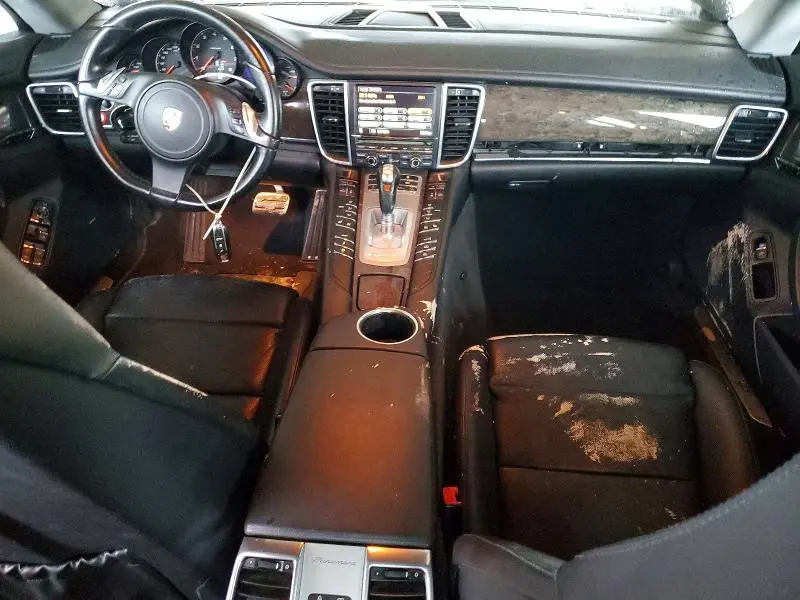 2012 PORSCHE PANAMERA 2  