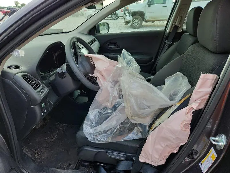 2022 HONDA HR-V LX  