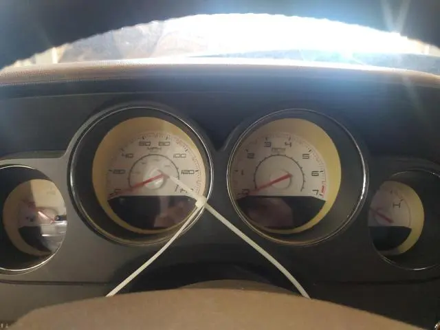 2013 DODGE CHALLENGER SXT  