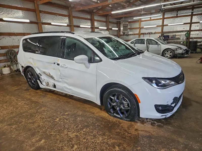 2020 CHRYSLER PACIFICA TOURING L PLUS  