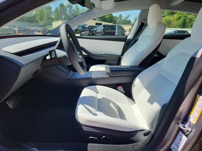 2026 TESLA MODEL 3   