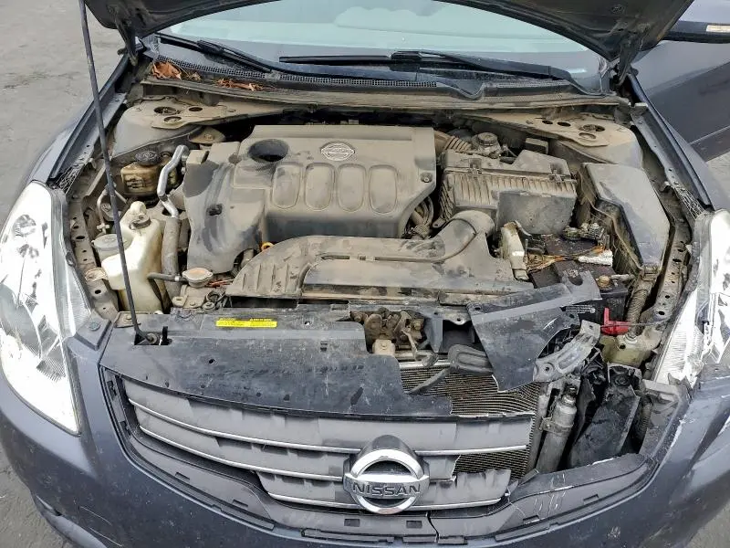 2010 NISSAN ALTIMA BASE  