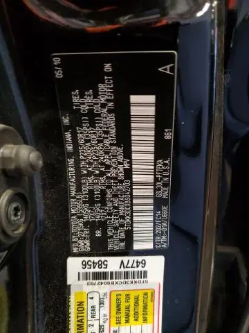 2011 TOYOTA SIENNA LE  