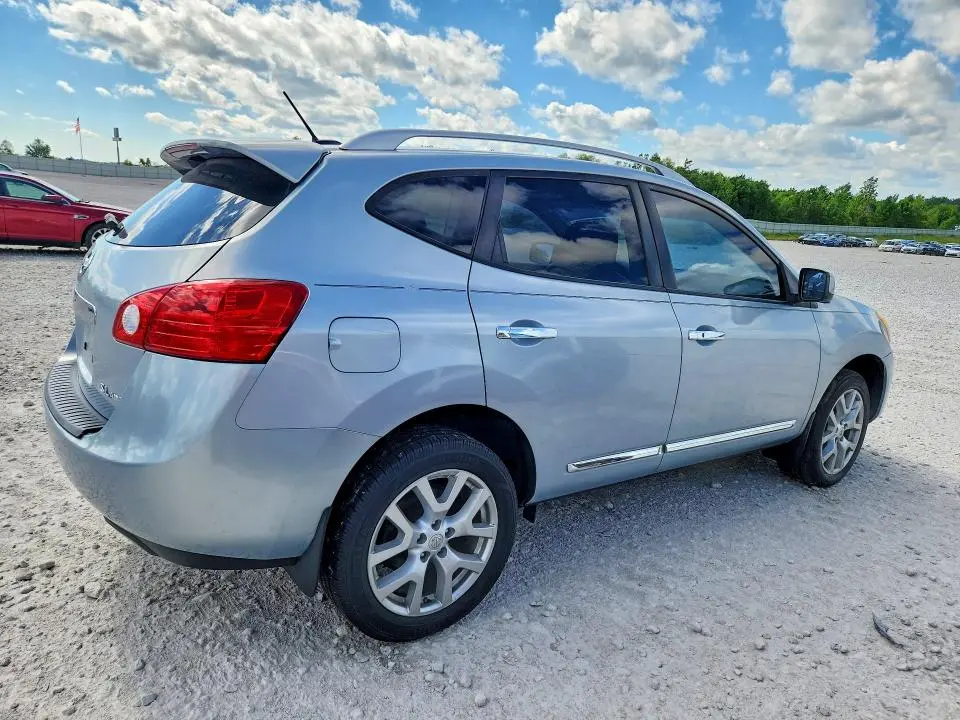 2013 NISSAN ROGUE S  