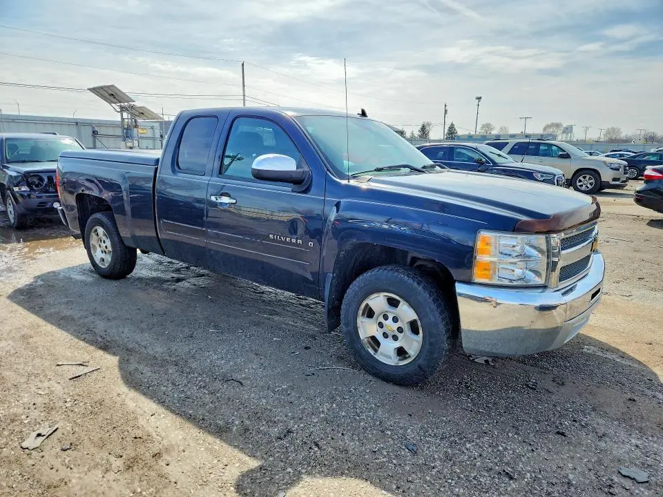 2013 CHEVROLET SILVERADO C1500 LT  
