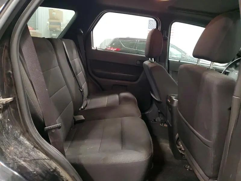 2010 FORD ESCAPE XLT  