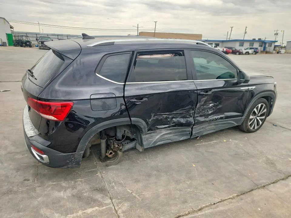 2022 VOLKSWAGEN TAOS SE  